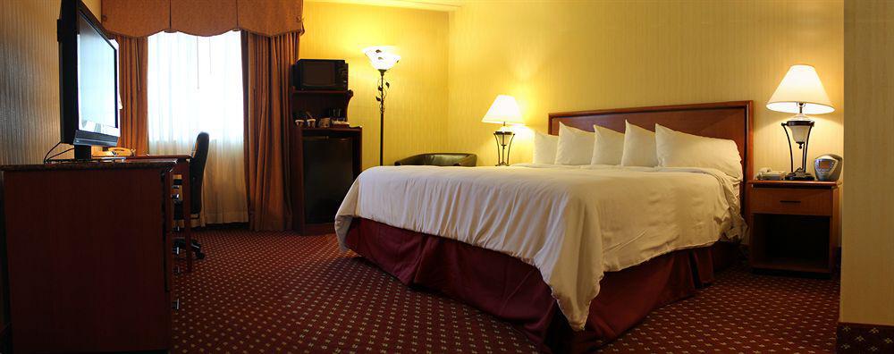 The Kensington Hotel Ан Арбър Екстериор снимка